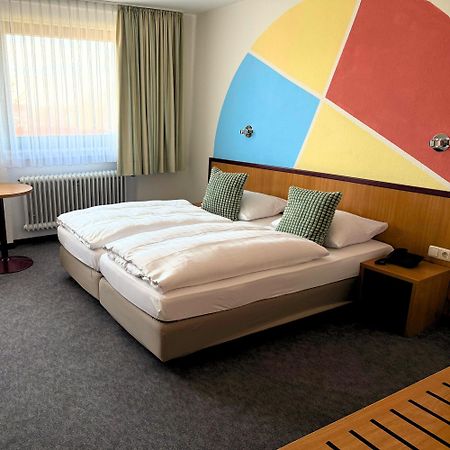 Colourful Hotel Білефельд Екстер'єр фото